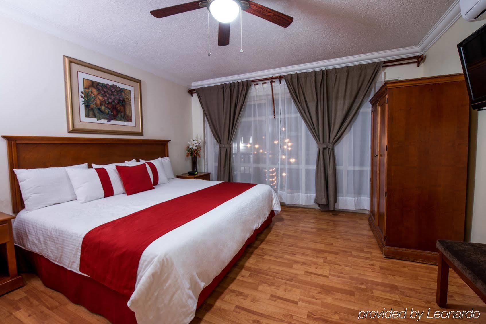 Del Marques Hotel And Suites Guadalajara Extérieur photo